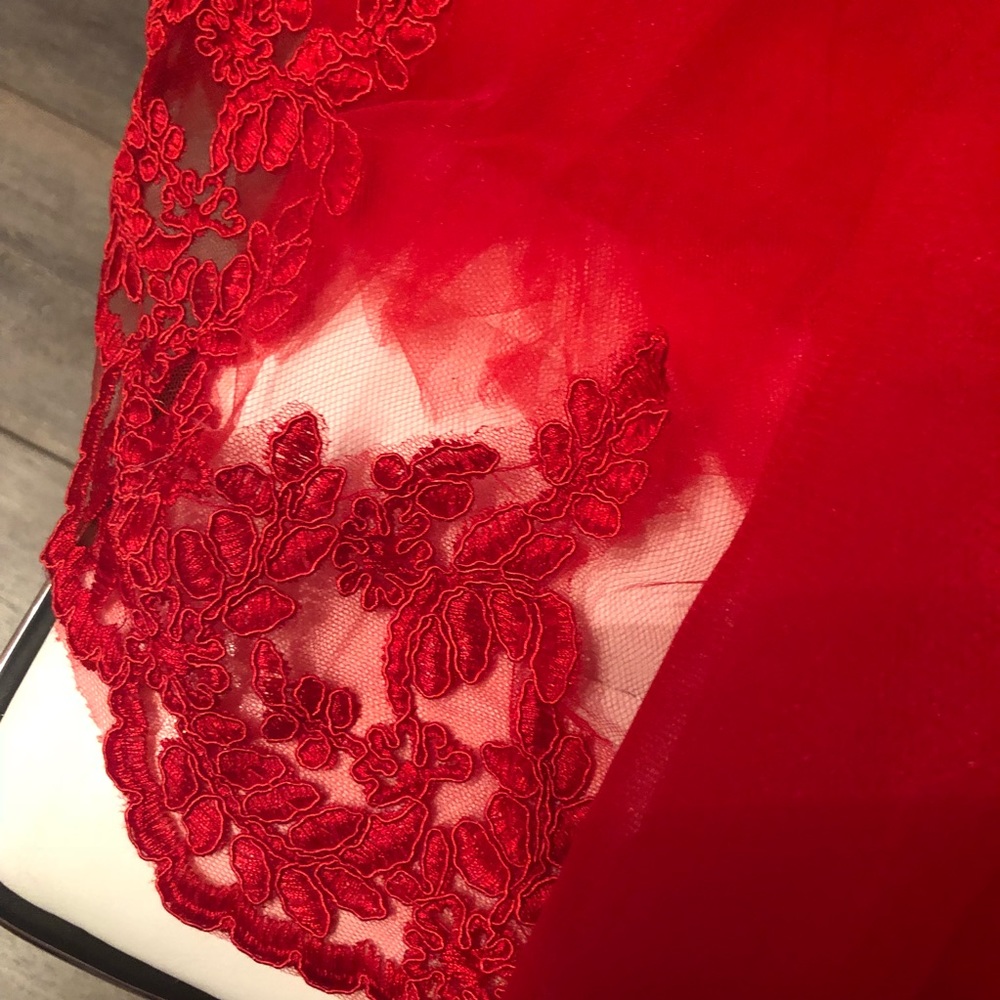 Red princess ruffle girl dresss - Picture 4 of 8